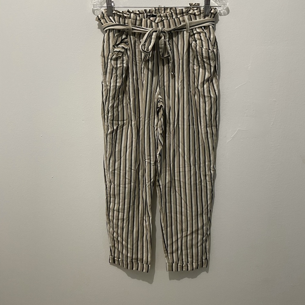Zara tfr stripped paper bag pants - Picture 2 of 6